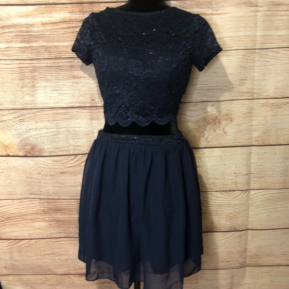 SPEECHLESS Navy Lace Chiffon Mini Party Dress - Picture 2 of 8
